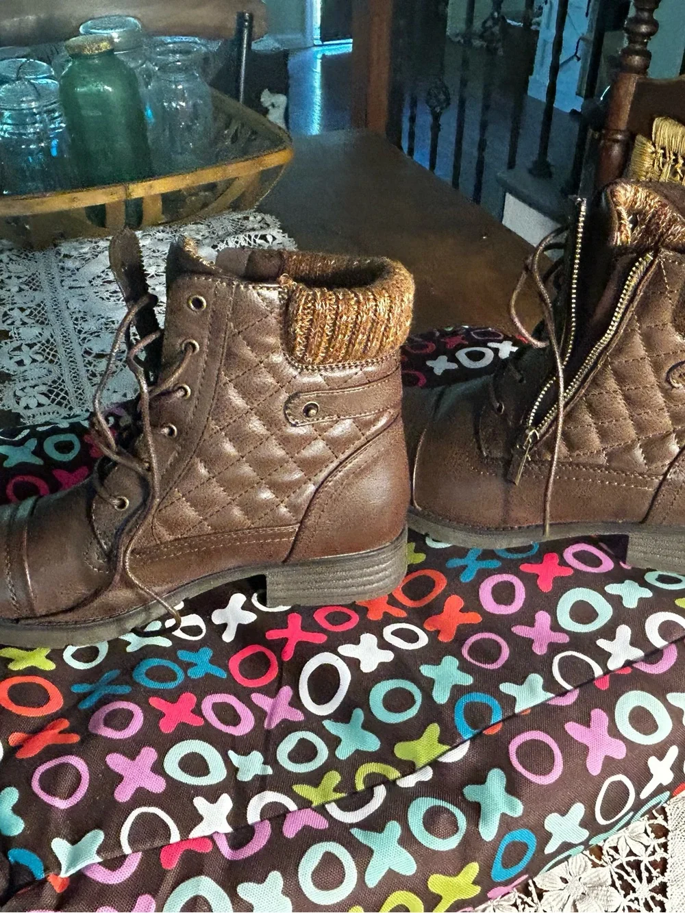 Brown Women's Leather Combat Boots Lace Ankle Booties Quilted Size 10 M by STQ - Picture 4 of 12